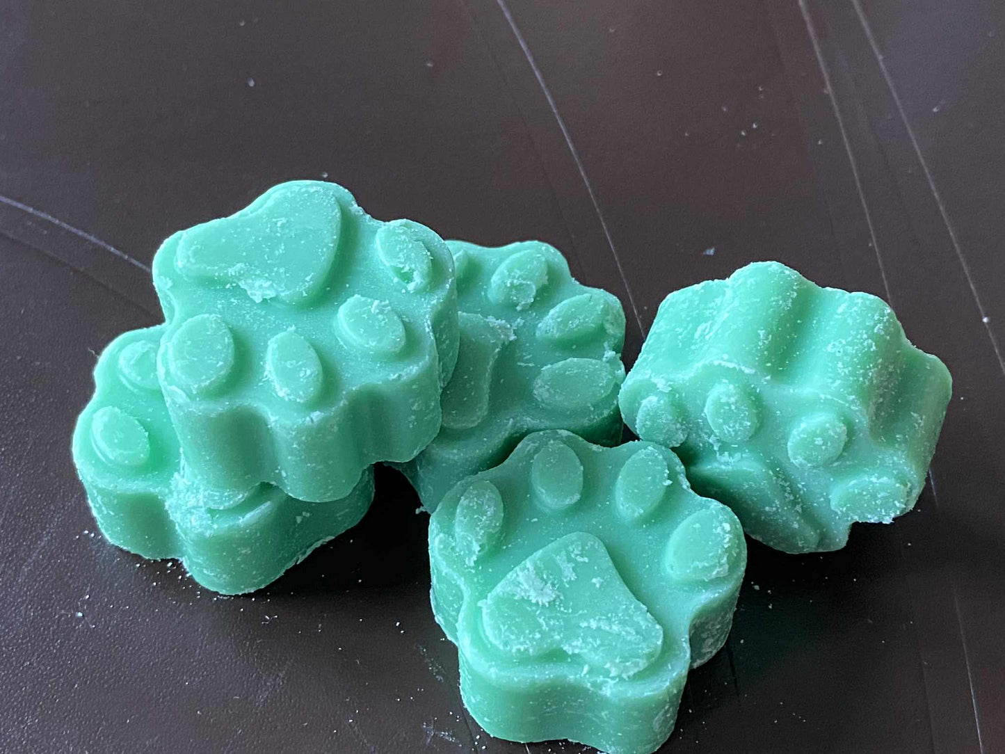 Paw Print Soy Wax Melts - Fresh Linen