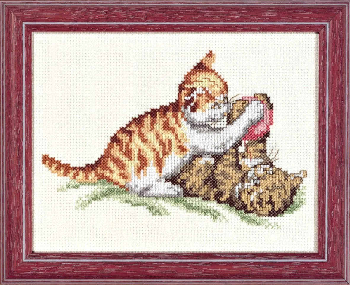 CATS COUNTED CROSS STITCH KITS